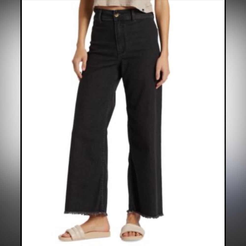 Billabong Women’s Charcoal Wide Leg Frayed Ankle Jeans